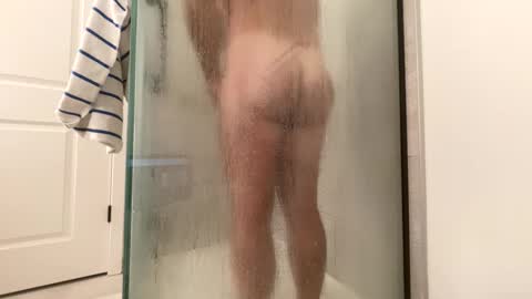 Snapshot of stlhotwifeguy chatting on 09-22-25, 05:04 stlhotwifeguy online show from 09-22-25, 05:04