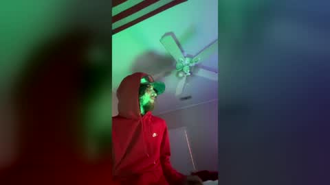 stoned_344 online show from 06-08-26, 01:22