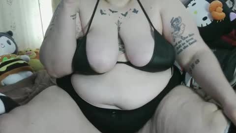 stonedbbw01 online show from 12-03-25, 07:27