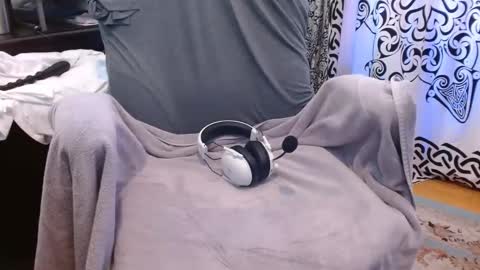 Stonerbear42 online show from 05-11-26, 02:45