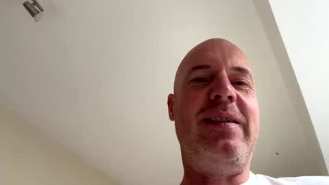 Stoodley22 online show from 10-19-25, 09:43