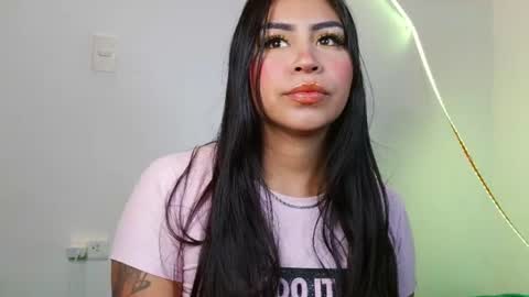 Snapshot of storm_doll chatting on 07-06-26, 02:41 storm doll online show from 07-06-26, 02:41