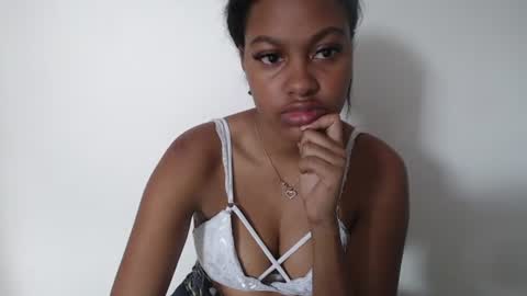 Sweety Stormi  online show from 06-23-26, 08:18