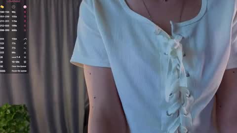 Luna online show from 04-14-26, 01:17