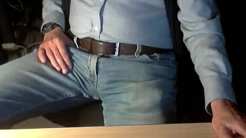 Snapshot of str8_dave chatting on 05-19-26, 08:15 Dave online show from 05-19-26, 08:15