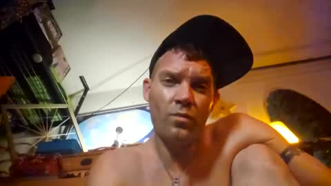 Snapshot of str8foryouguy chatting on 06-20-26, 02:14 Str8 online show from 06-20-26, 02:14