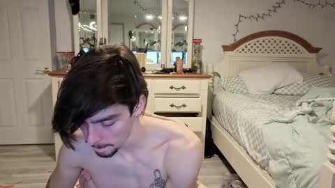 str8whiteboy21 online show from 12-22-25, 06:10