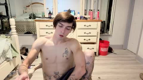 Snapshot of str8whiteboy21 chatting on 05-31-26, 08:32 str8whiteboy21 online show from 05-31-26, 08:32