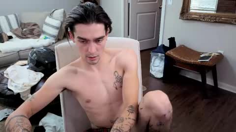 Snapshot of str8whiteboy21 chatting on 06-03-26, 08:47 str8whiteboy21 online show from 06-03-26, 08:47