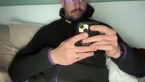 straightfirelotus69420_ online show from 04-22-26, 09:11