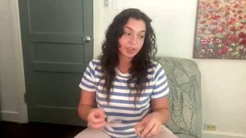 Snapshot of straightoutthetrailer chatting on 05-10-26, 04:06 lucille beatrice luficer call me lucy online show from 05-10-26, 04:06
