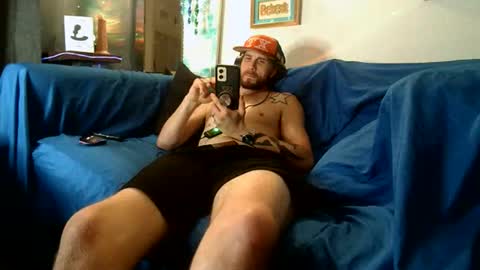 straitpipermann22 online show from 11-22-25, 08:52