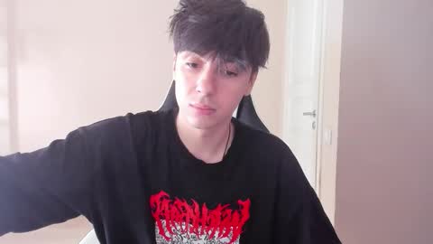 Ray online show from 09-18-25, 10:28