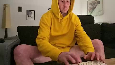 Snapshot of strammer_willi chatting on 01-18-26, 01:42 strammer_willi online show from 01-18-26, 01:42