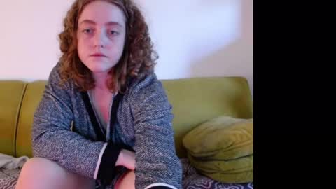 Strawberrylotsacake online show from 10-15-25, 01:55