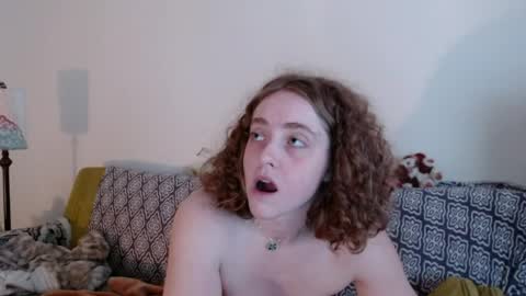 Strawberrylotsacake online show from 04-02-26, 12:58