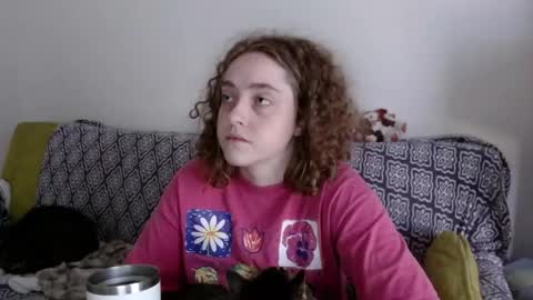 Strawberrylotsacake online show from 04-23-26, 12:29