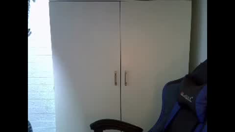 Snapshot of strawberrywine07 chatting on 03-07-25, 04:35 strawberrywine07 online show from 03-07-25, 04:35