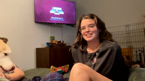 Snapshot of stringsandcurves chatting on 03-09-25, 03:54 StringsNCurves online show from 03-09-25, 03:54