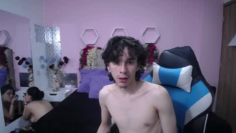 Nikolas And Sophia online show from 12-02-24, 12:18