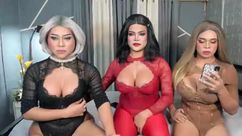 Snapshot of strip_me_baby chatting on 07-05-26, 03:08 Stacy online show from 07-05-26, 03:08
