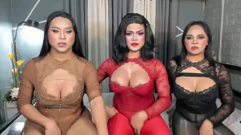 Snapshot of strip_me_baby chatting on 07-09-26, 02:54 Stacy online show from 07-09-26, 02:54