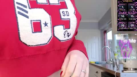 Amorina online show from 02-13-26, 10:33