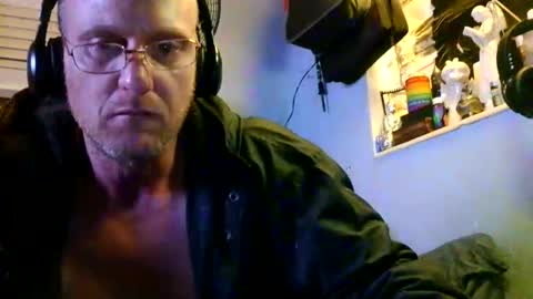 Snapshot of strobodi2103 chatting on 03-17-26, 02:16 Strobody86 online show from 03-17-26, 02:16