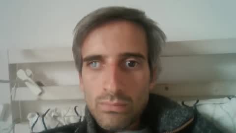 Snapshot of stroke1 chatting on 10-16-25, 08:26 stroke1 online show from 10-16-25, 08:26