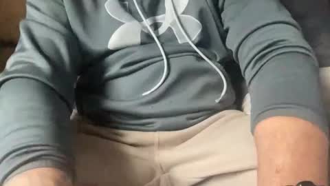 stroking33again online show from 11-25-25, 02:06