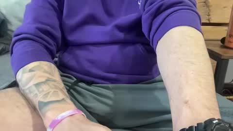 stroking33again online show from 04-10-26, 01:38