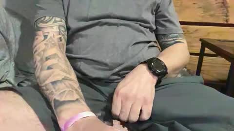 stroking33again online show from 04-11-26, 04:11