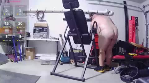 strong_bear89 online show from 04-07-26, 08:09