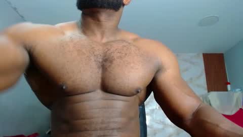 Snapshot of strong_george1 chatting on 02-07-25, 12:09 strong_george1 online show from 02-07-25, 12:09