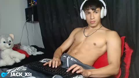 Snapshot of strong_jackxxx chatting on 11-07-25, 03:28 Daddy Jack online show from 11-07-25, 03:28