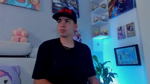 Snapshot of strong_rock69 chatting on 05-18-26, 05:19 strong_rock69 online show from 05-18-26, 05:19