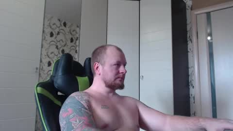 Snapshot of strongass18 chatting on 02-22-26, 10:36 Alex online show from 02-22-26, 10:36