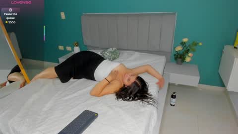 Strong Couple online show from 02-06-25, 03:37