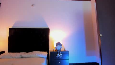 Snapshot of strosa_ chatting on 01-04-25, 11:17 strosa_ online show from 01-04-25, 11:17