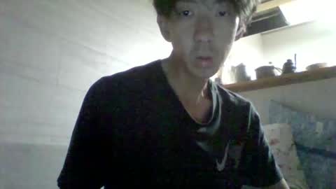 Snapshot of sttkm chatting on 09-20-25, 08:32 Asian boy online show from 09-20-25, 08:32