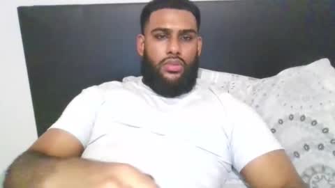 Snapshot of stuckinthe222 chatting on 11-04-25, 03:27 stuckinthe222 online show from 11-04-25, 03:27