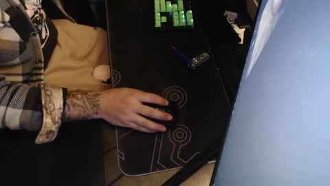 Snapshot of stud69861714 chatting on 09-15-25, 03:50 stud69861714 online show from 09-15-25, 03:50