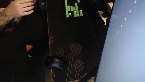 Snapshot of stud69861714 chatting on 09-20-25, 07:42 stud69861714 online show from 09-20-25, 07:42