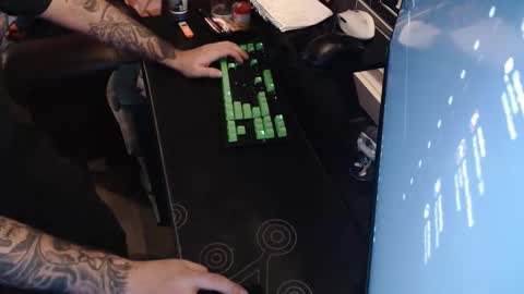 Snapshot of stud69861714 chatting on 01-10-26, 06:26 stud69861714 online show from 01-10-26, 06:26