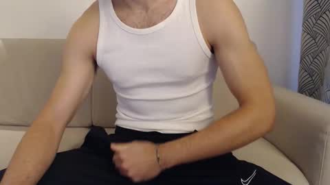 Stud From Paris online show from 10-23-25, 10:36