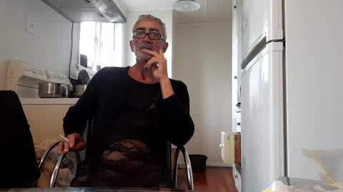 stugo1964 online show from 12-31-24, 03:34