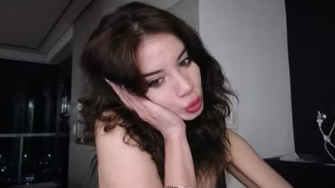 Snapshot of stuirt chatting on 07-01-26, 10:42 Sofa online show from 07-01-26, 10:42