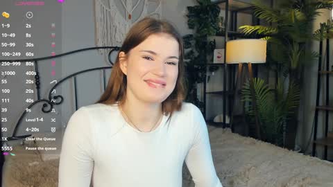 Snapshot of stunningly_beauty chatting on 12-06-24, 05:20 Sonya online show from 12-06-24, 05:20