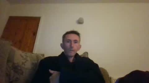 Snapshot of stuuuey73 chatting on 10-19-25, 08:20 stuuuey73 online show from 10-19-25, 08:20