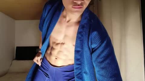 stylish man online show from 04-05-26, 12:46